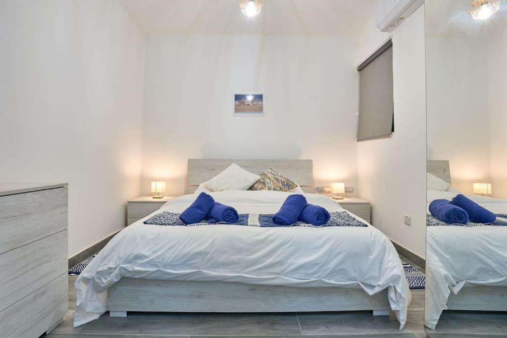 Two Bedroom Apartment In Xemxija, St. Paul'S Bay Exterior photo