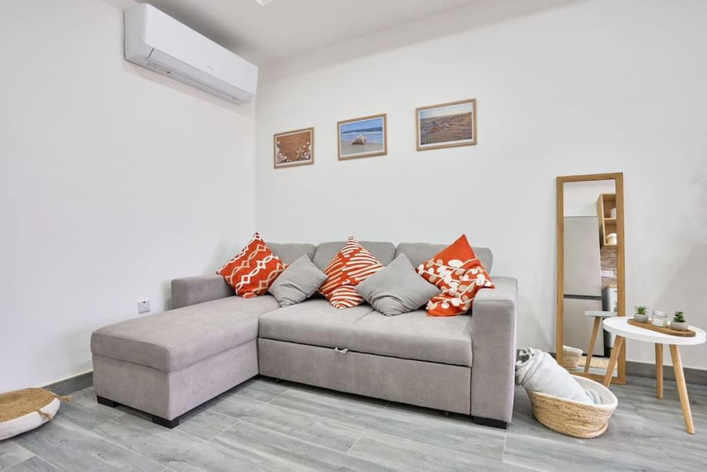 Two Bedroom Apartment In Xemxija, St. Paul'S Bay Exterior photo